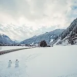Alpenhaus Monte 3*