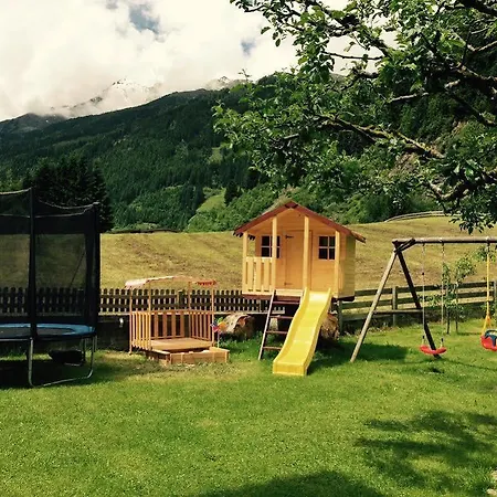 בית הארחה Alpenhaus Monte