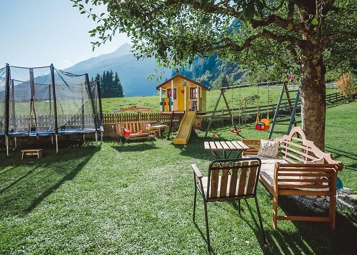 Pensjonat Alpenhaus Monte 3*