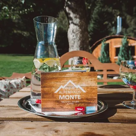 Alpenhaus Monte Pensión Neustift im Stubaital